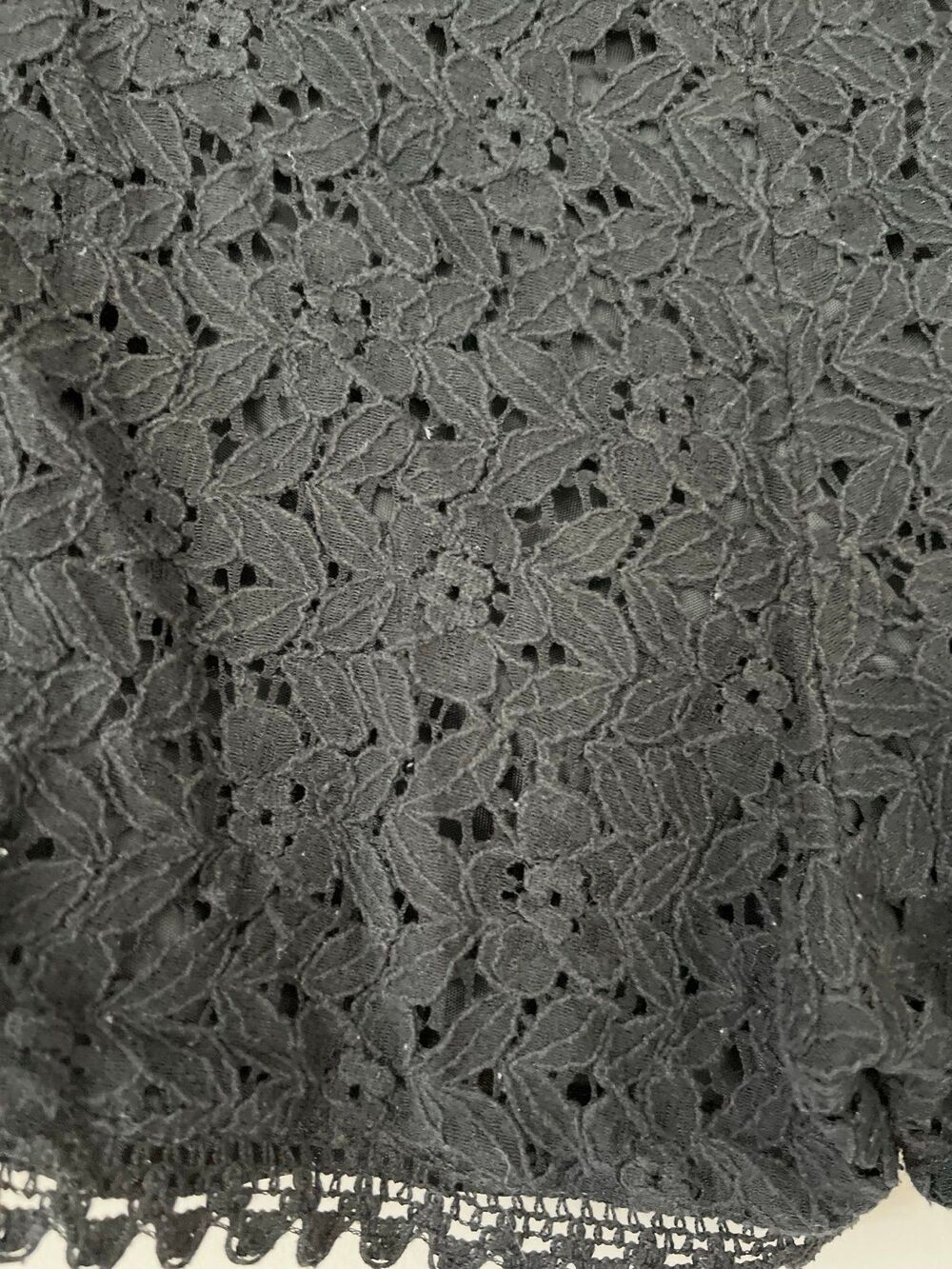 Womens Black Lace over Cotton Shorts by H&M sz Small - Picture 3 of 4
